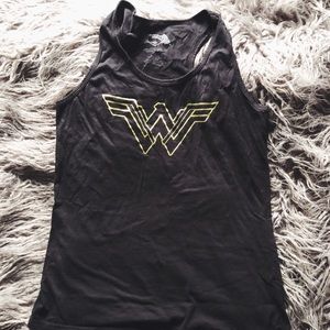 ✨🖤Wonder Woman tank top